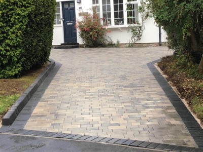 Tegula paved driveway using bracken colour